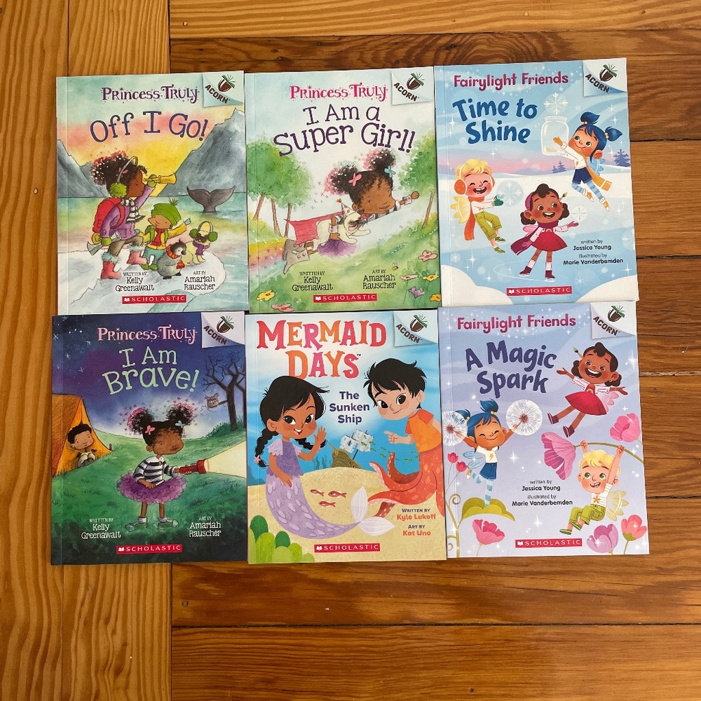 Bundle six acorn books